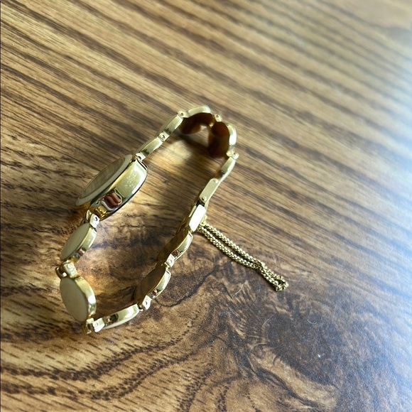 Avante Cream Bracelet Watch bracelet - Picture 9 of 12